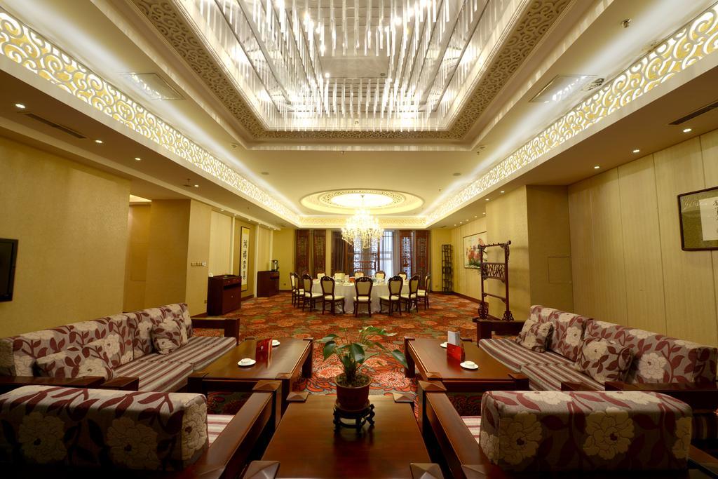 The Royal Fortune Hotel Shenyang Exterior photo